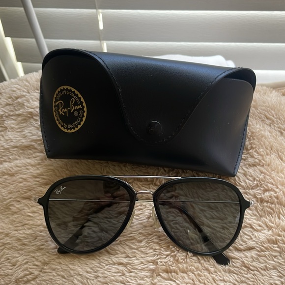 Ray-Ban 4298 - Picture 3 of 3